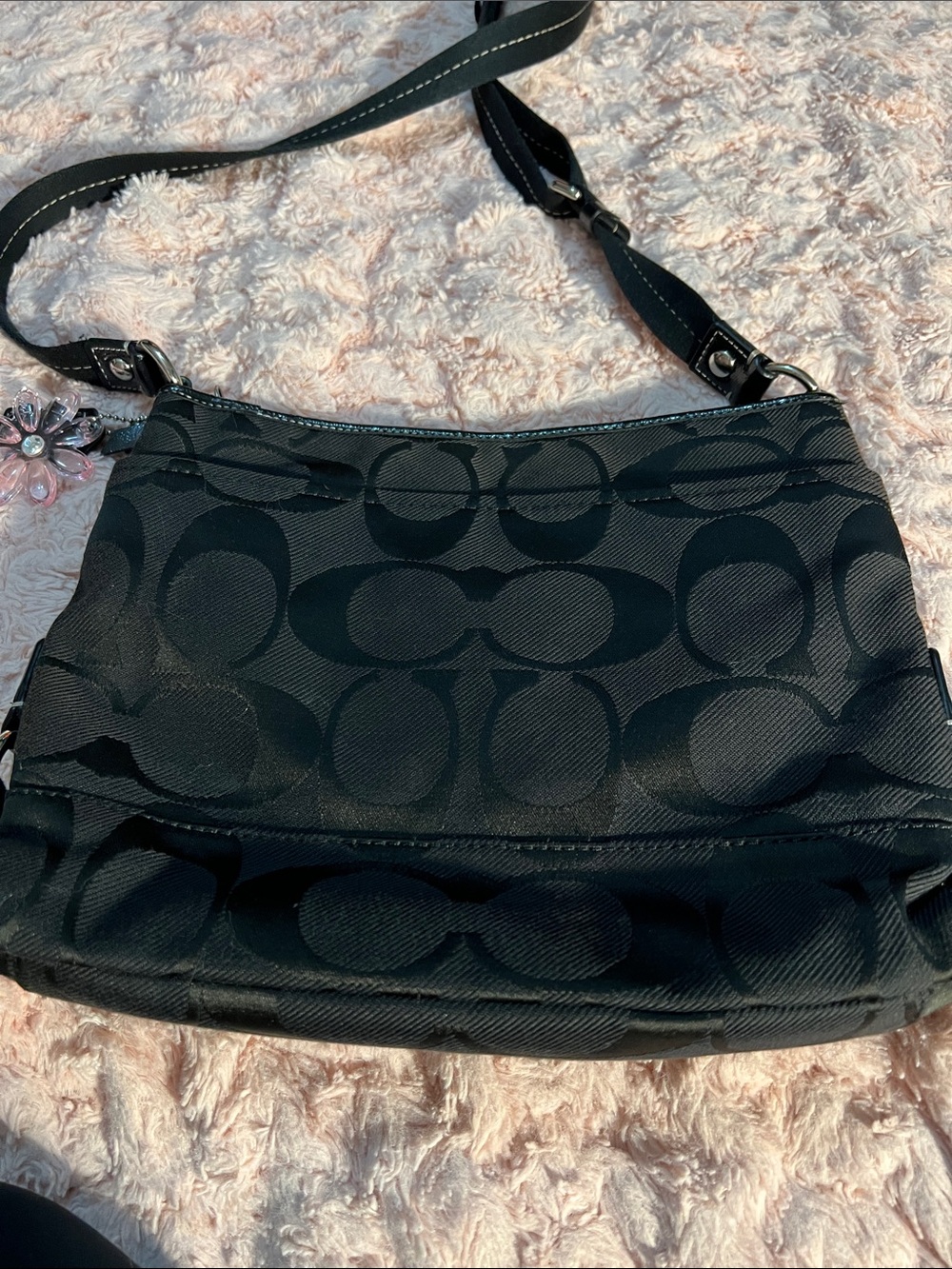 Coach Black Signature Crossbody Shoulder Bag with Floral Charm - Picture 3 of 11
